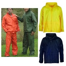 Completo in Nylon spalmato al PVC con pantalone e giacca con cappuccio